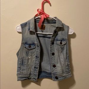 American Eagle Jean Vest